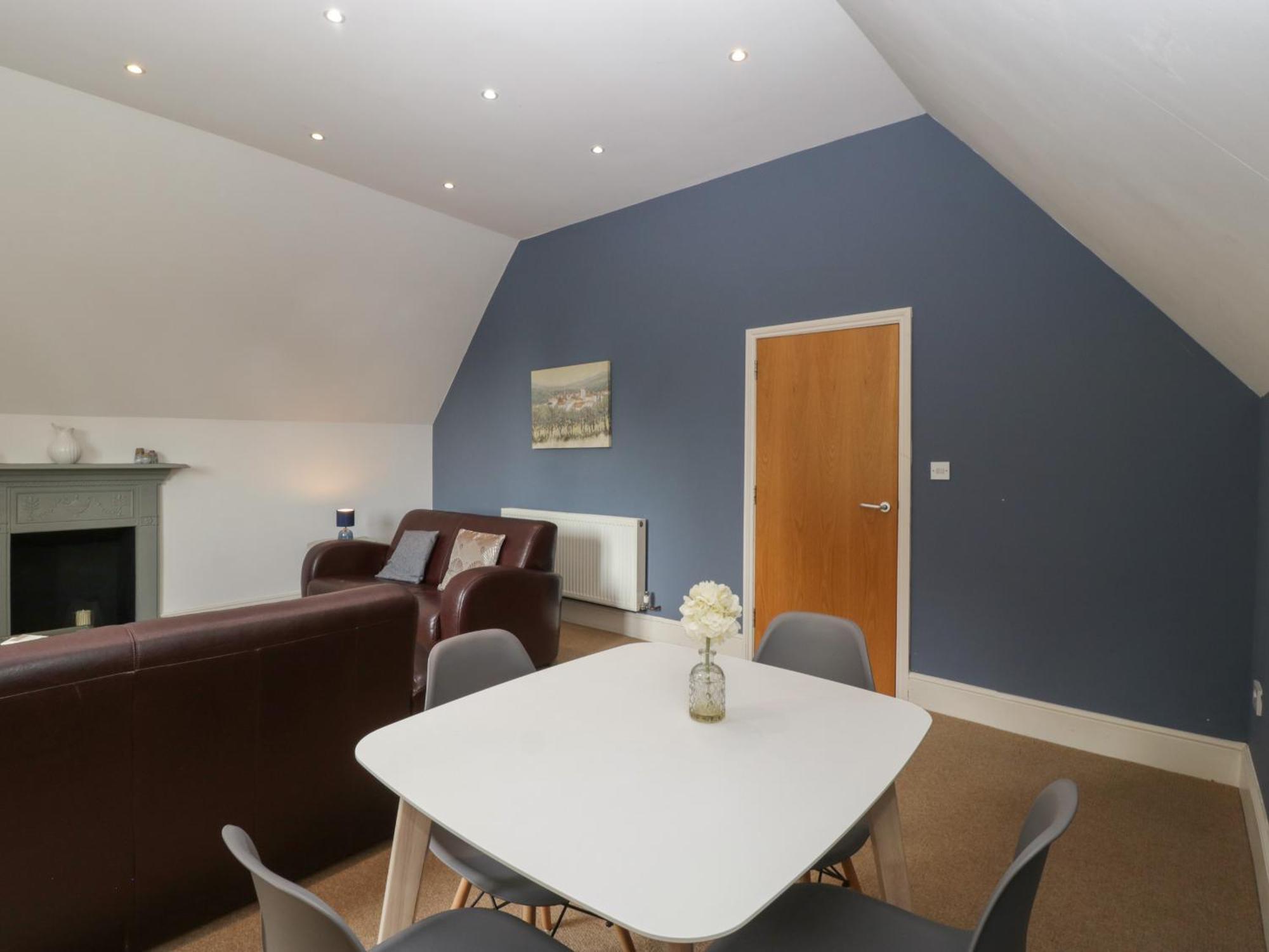 Amazing View Apartment Malvern Wells Bagian luar foto